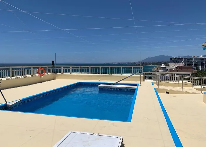 On Boulevard شقة ماربيا